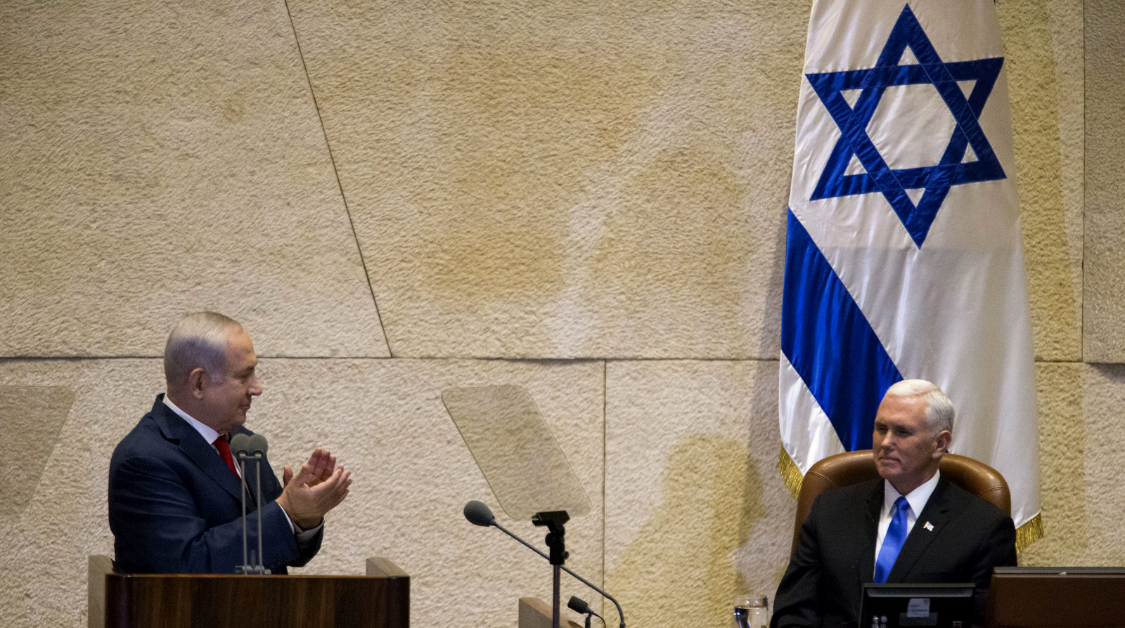 Israel's Prime Minister Benjamin Netanyahu, left, applauds to U.S. Vice President Mike Pence in Israel's parliament in Jerusalem, Jan. 22, 2018. (AP/Ariel Schalit)
