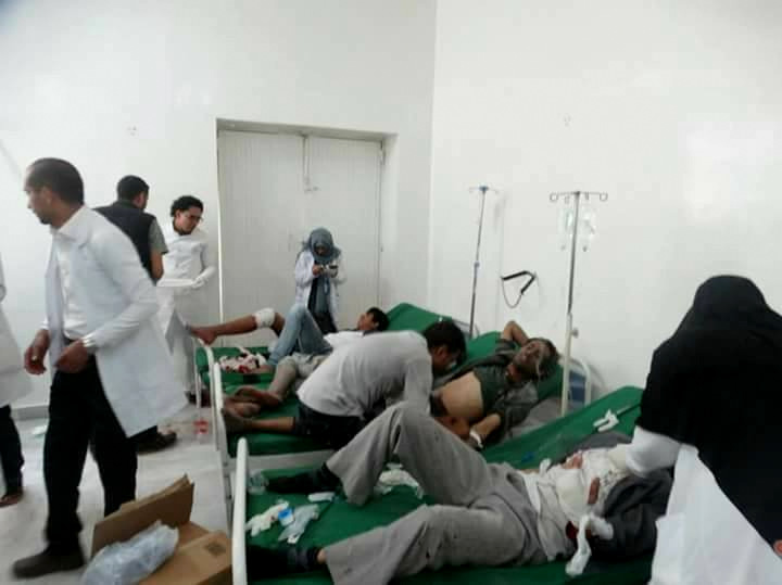 Staff at the Republican Hospital in Sana'a scramble to treat victims of Saudi airstrikes in the crowded residential district of Al-Tahrir, May 7, 2018. (MintPress News) 