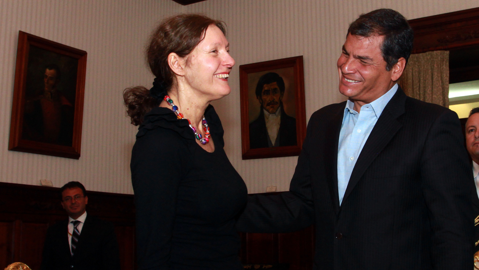 Rafael Correa meets with Christine Assange, the mother of WikiLeaks founder Julian Assange in Quito, Ecuador, Aug. 1, 2012. (AP/Martin Jaramillo)