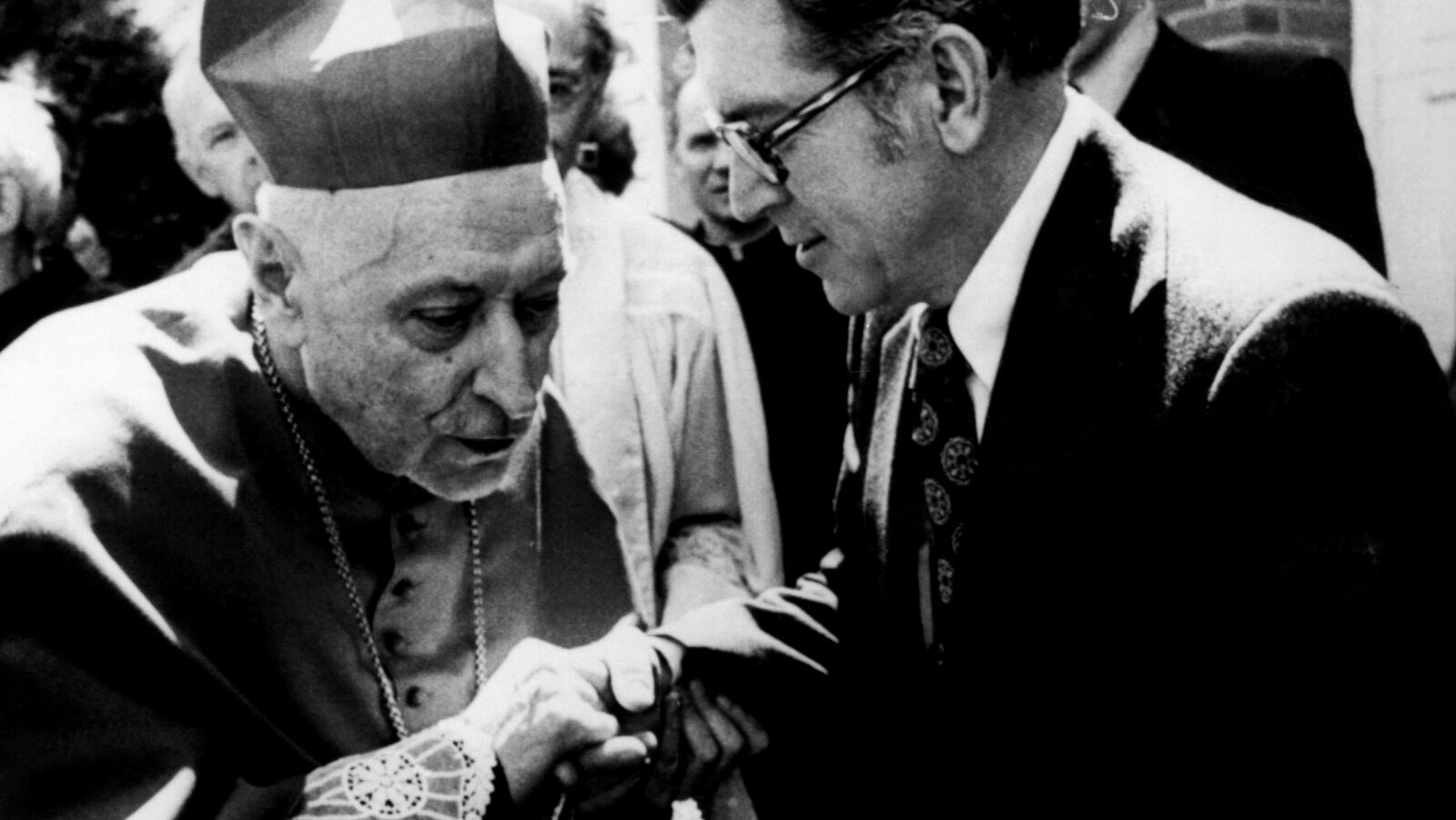 Gov. Thomas J. Meskill has a few private words with Cardinal Jozsef Mindszenty, former primate of Hungary as the Cardinal arrived at St Ladislaus' Church in Norwalk, Conn. on Wednesday, May 8, 1974. Meskill was on hand to greet the Cardinal. Photo | AP