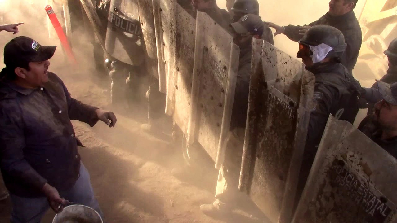 Members of the Mexicali Resiste Movement demonstrate against the theft of the local water supply by brewing Constellation Brewing. Screenshot | YouTube