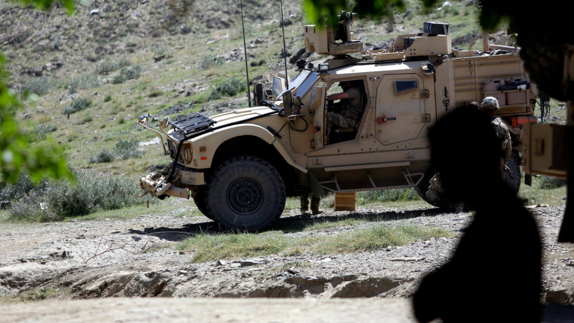 阿富汗赏金丑闻正值美国军事工业园区重要的时刻