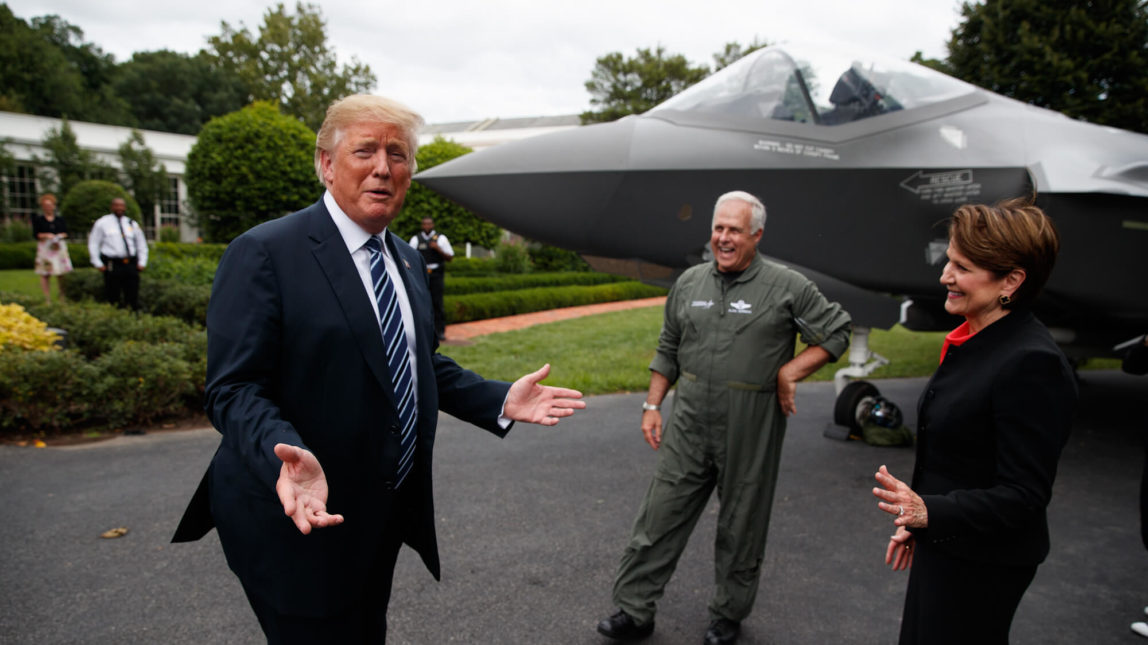 Donald Trump f-35 Lockheed Martin