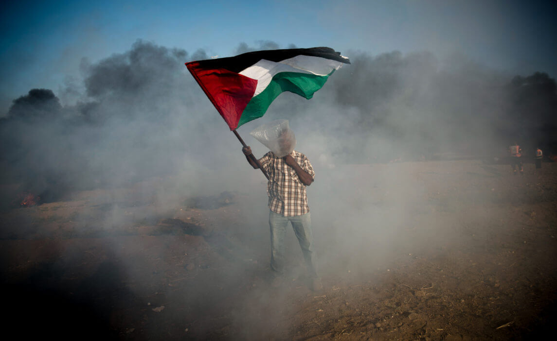 随着小左翼失去，加沙的伟大回归三月抗议者加强他们的抵抗