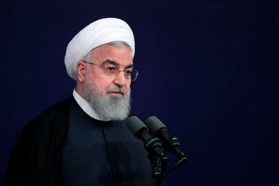 随着新的美国制裁暂停，伊朗总统鲁哈尼誓言打破他们