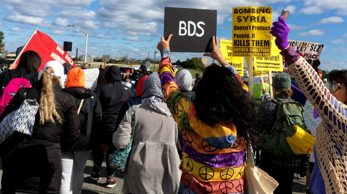Women’s March on the Pentagon: Feminism and the Anti-War Movement Unite