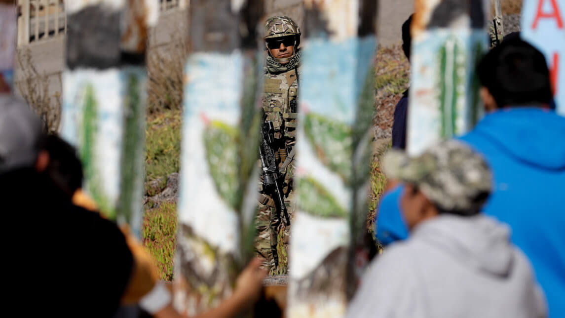 Judge Orders Trump Administration to Stop Ban on Asylum Seekers