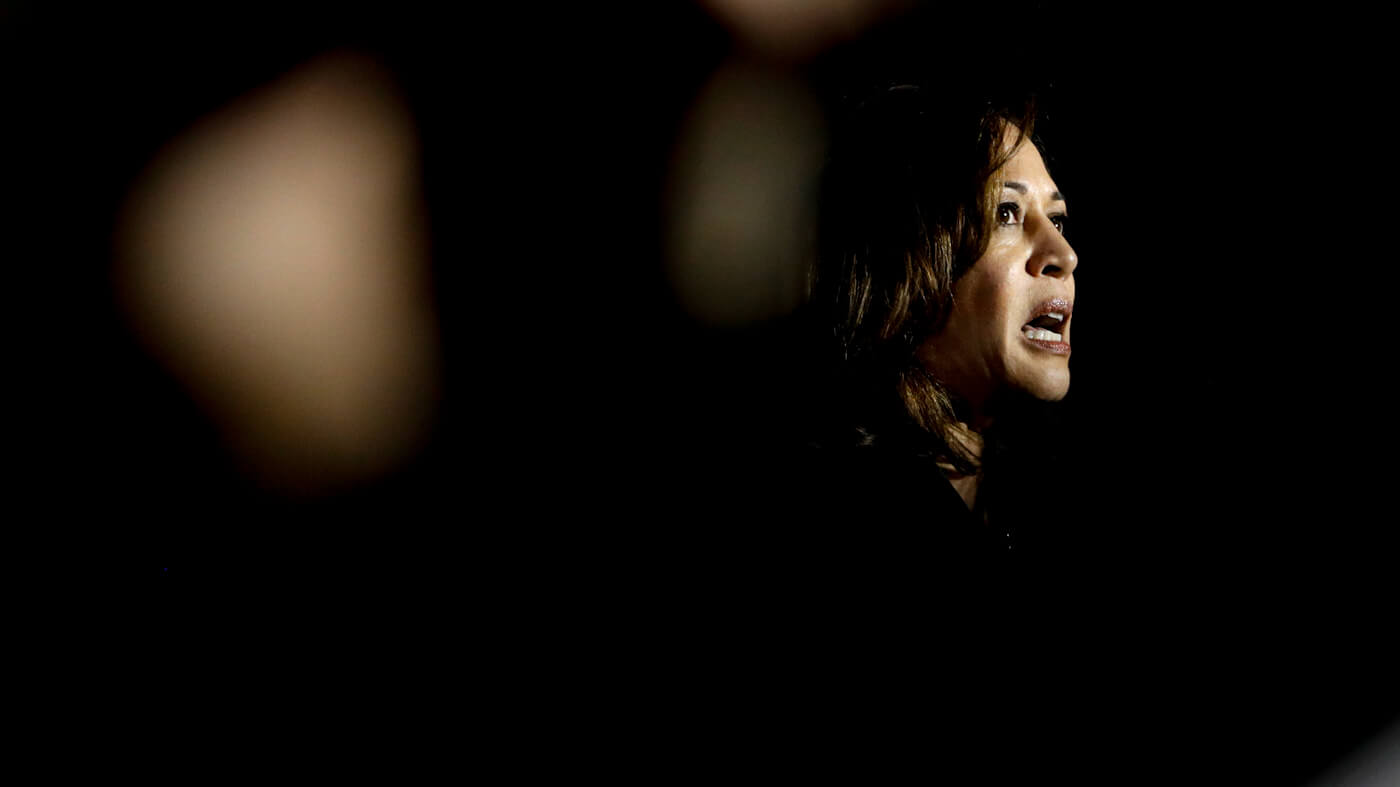 Kamala Harris Schmoozes Mega Donors While Rejecting - 