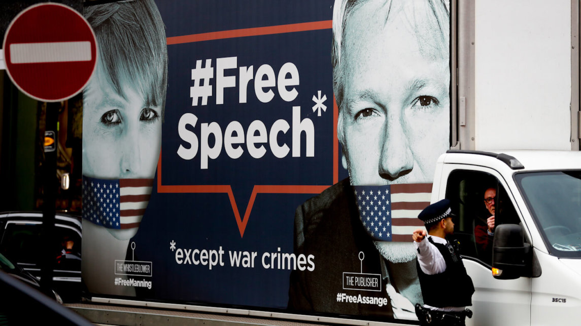 Assange Ecuadorian Extradition Noose Tightens with INA Papers as Latest Slipknot