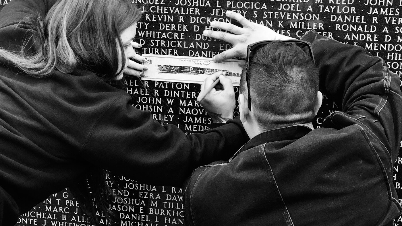 The Middle East Conflicts Wall Memorial: What Illinois Bikers Know That Washington Doesn’t