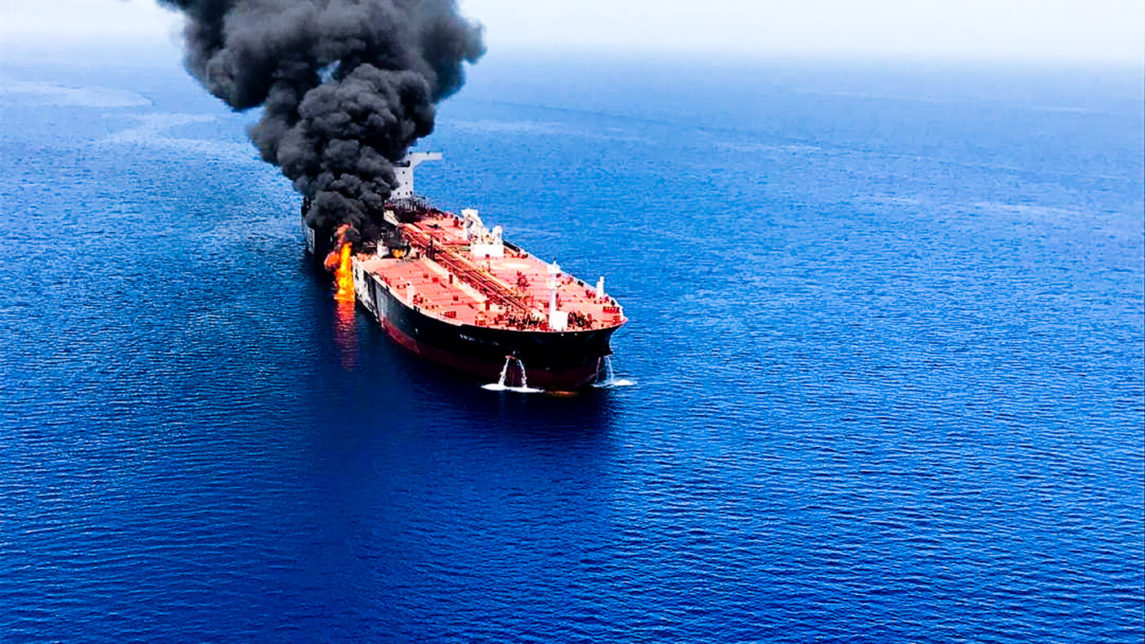 Если Иран несет ответственность за атаки топливного танкера в Оманском заливе (а может и не быть), это всего лишь реакция на возмутительное поведение Вашингтона на Ближнем Востоке