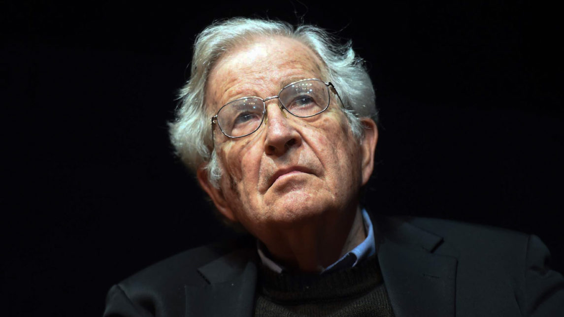 Noam Chomsky: personas aún peores que Jeffrey Epstein donadas al MIT