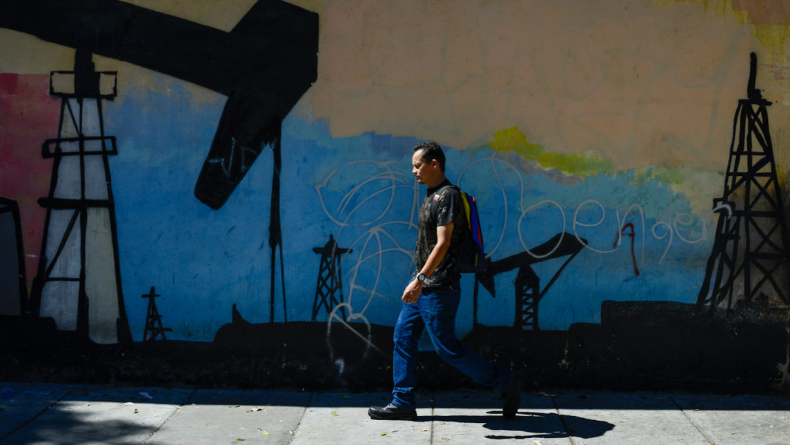 As US Shale Oil Plunges, Trump Admin Takes Aim at Venezuela