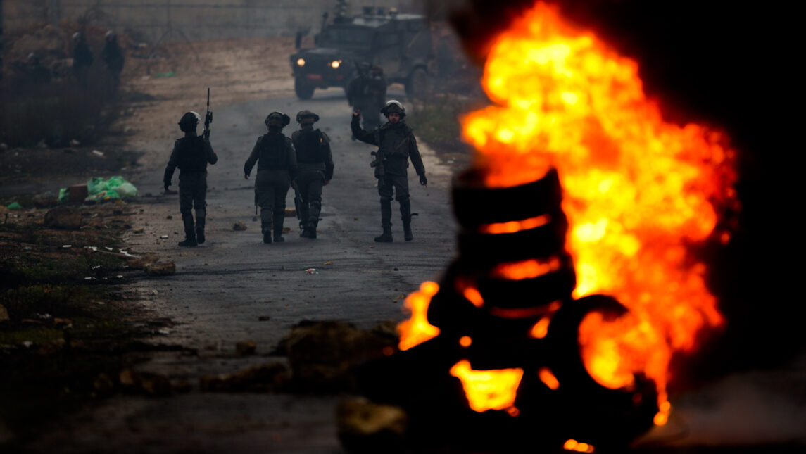 Intento a medias de la OLP para contrarrestar la anexión israelí de Palestina