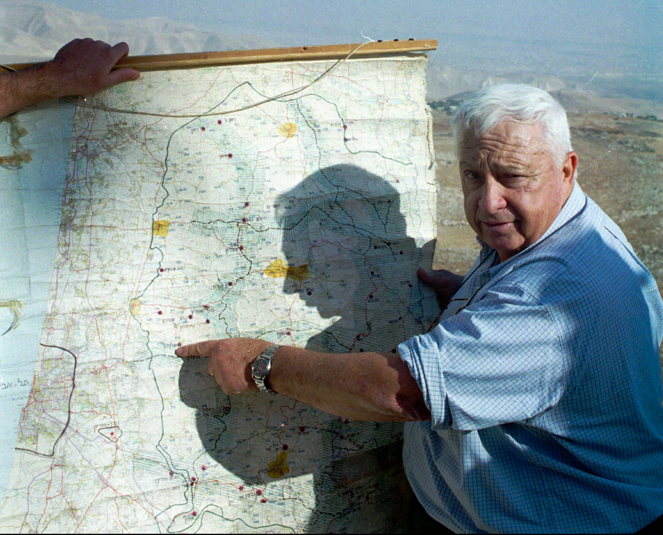 Ariel “the Butcher” Sharon points at a map of a Jewish settlement in the West Bank, Nov.16, 1995. Nicolas B. Tatro | AP