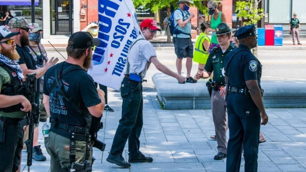 Police counter protesters Feature photo