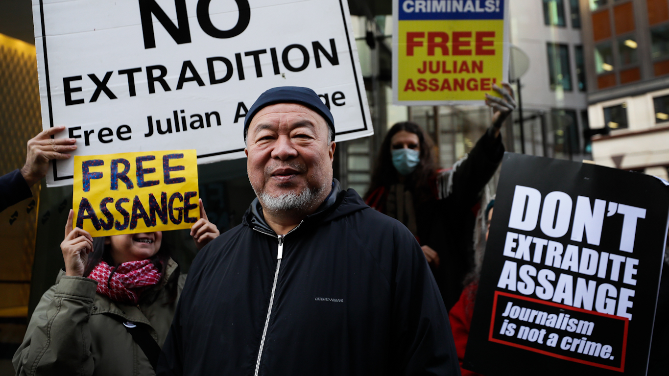 Ai Weiwei Assange Photo of the day