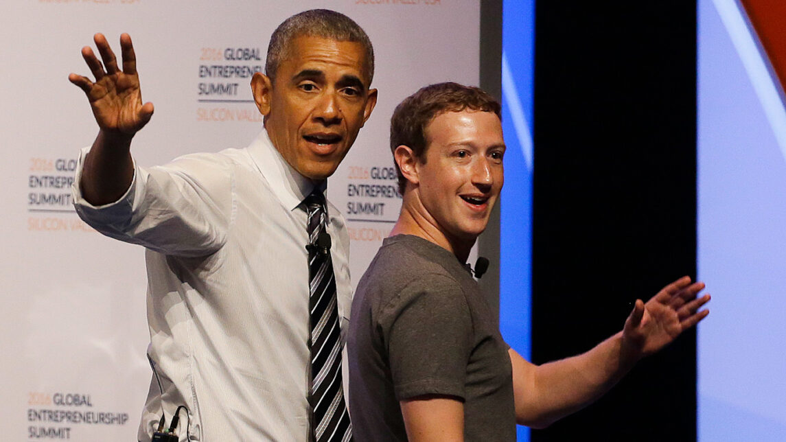 Funcionarios de la era Obama piden más control gubernamental de su feed de Facebook