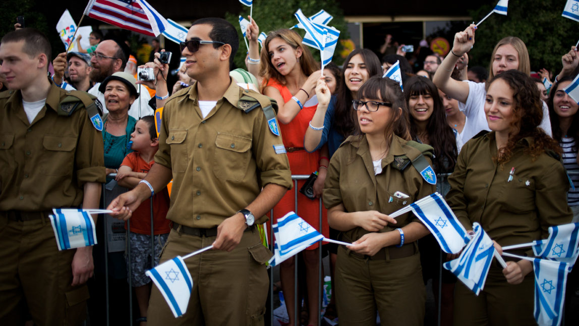 Israel immigrants Feature photo
