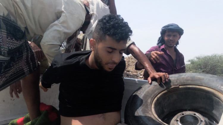 Dolor e ira después de que soldados de los Emiratos Árabes Unidos torturaran y mataran a un estudiante yemení-estadounidense que intentaba visitar a su familia