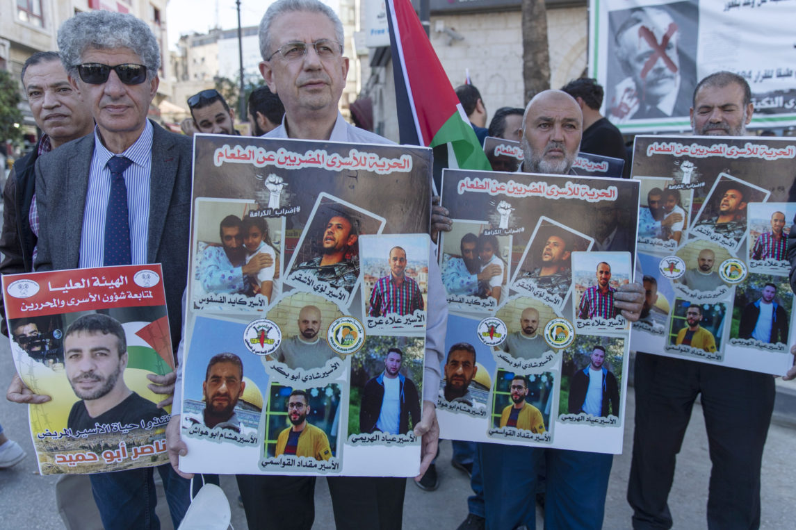 巴勒斯坦绝食抗议以色列新政府延续旧政府的暴行