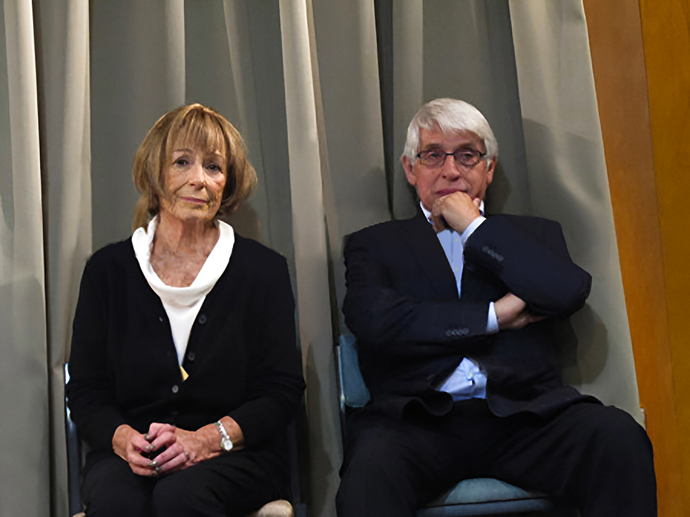 Felicia and Larry Sellyn at a Glasgow Maccabi prizegiving in 2015